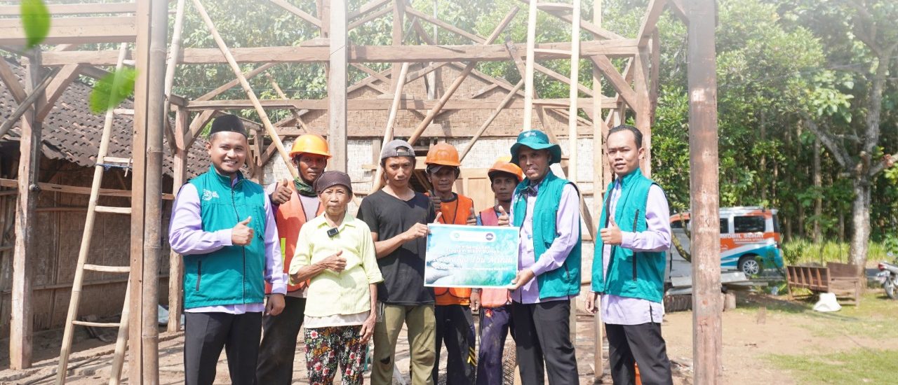 Peletakan Batu Pertama Program Hibah Rumah Mbah Mirah